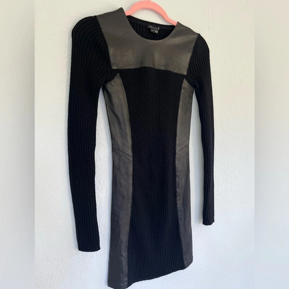 Theory Black Lambskin Leather Trim Long Sleeve Stretch Sweater Dress Size P/TP - Picture 3 of 11